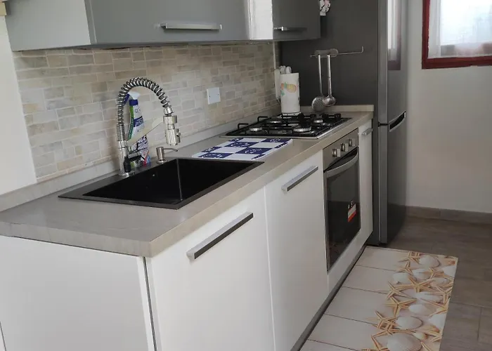 Tatil Evi Villino Veronica Porto Columbu - Perd'E Sali